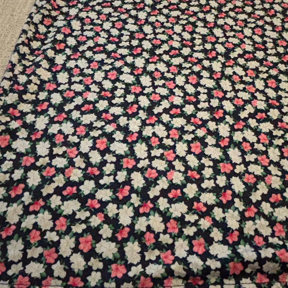 Rhoback Polo with Floral Pattern in Black, Red, and White - Picture 3 of 4